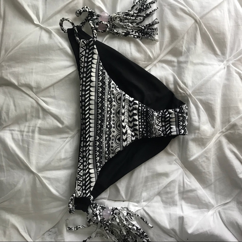 Victorias Secret Bikini Bottoms (REVERSIBLE)